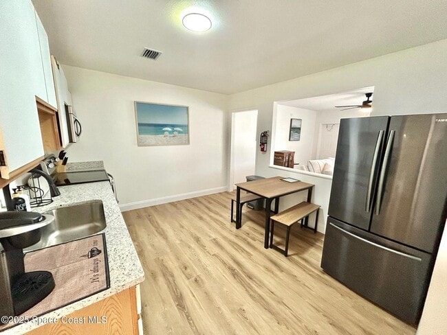 Photo - 8110 Canaveral Blvd Unidad 1