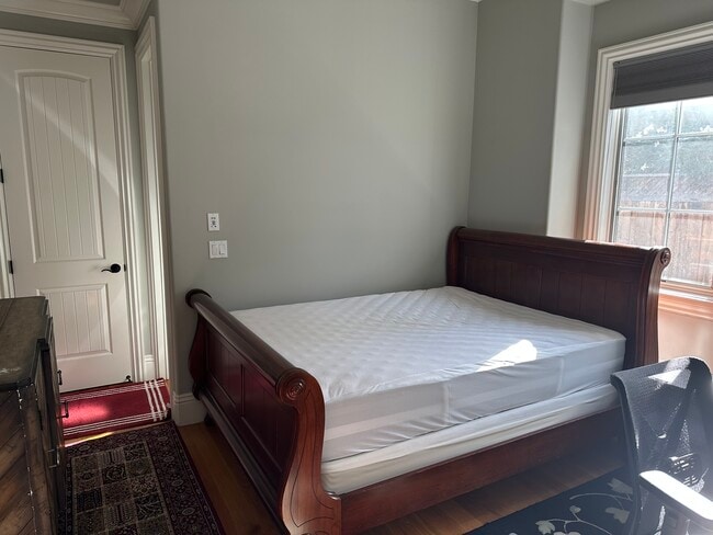 Building Photo - 410 Alger Dr Rental