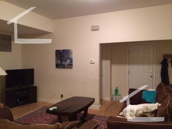 Photo - Huge BU South Campus 4 Bed/2 Bath on St. Mary's. Available September 1st, 2026