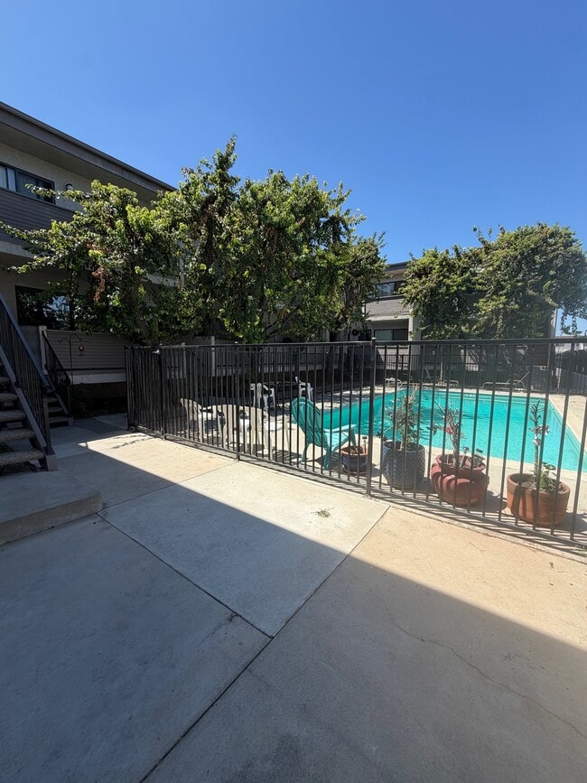 Photo - 8539 De Soto Ave