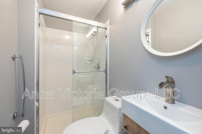 Photo - 10620 Weymouth St Unit 1