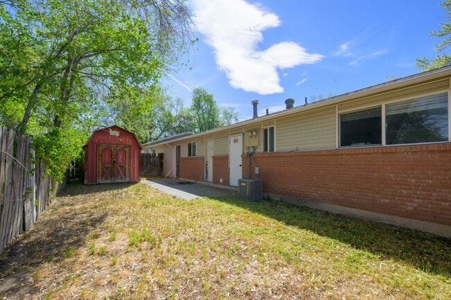 Photo - 259 E 8355 S