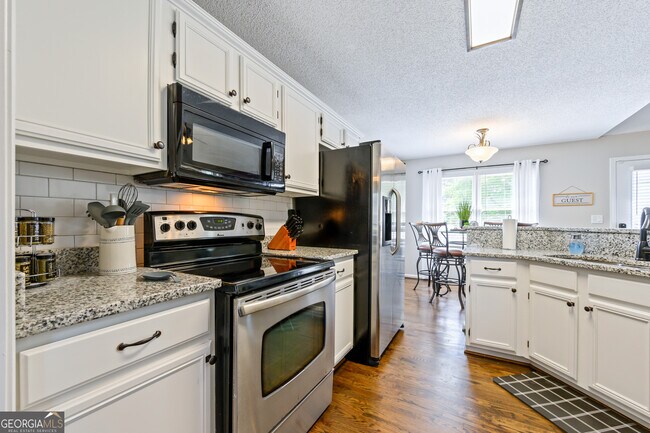 Photo - 13 Windfield Dr