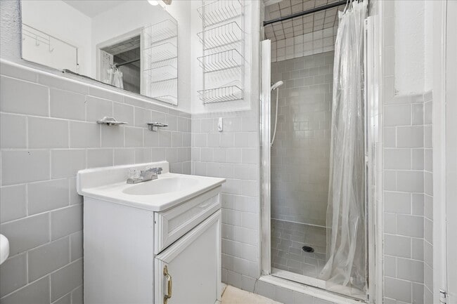 Photo - 4022 Woodcraft St