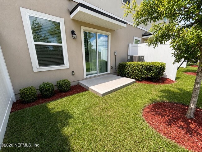Photo - 9015 Gifford Dr