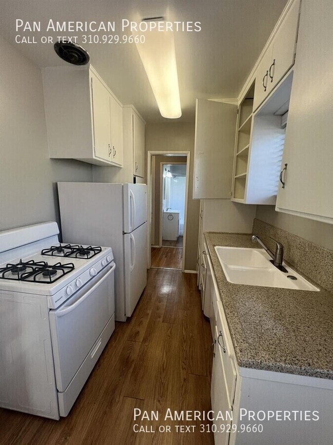 Photo - 335 S Los Robles Ave Unit R