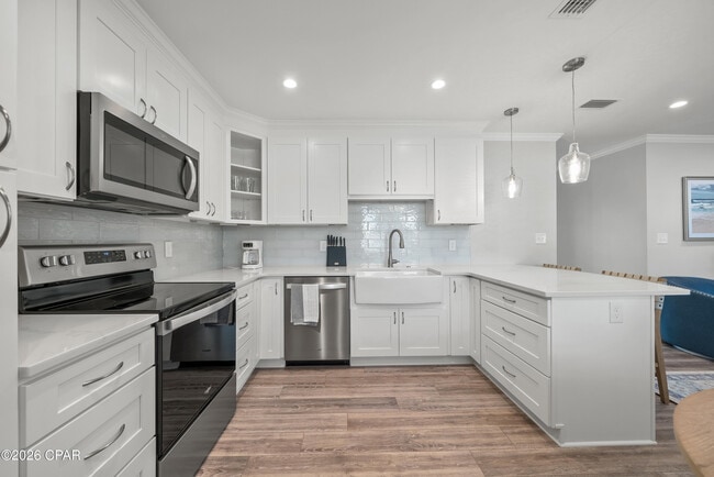 Photo - 121 Lakeside Cir