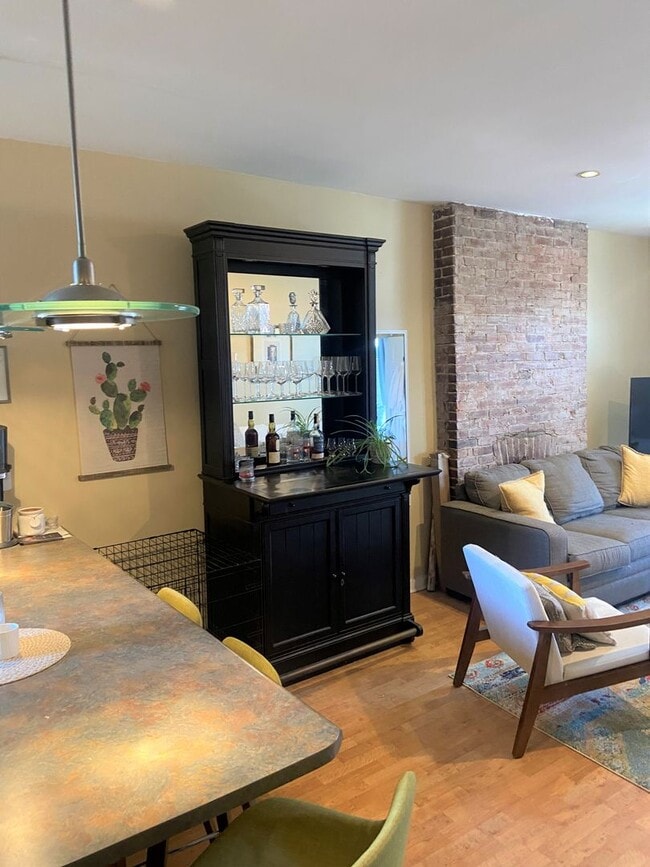 Photo - 655 Maryland Ave Unit #2