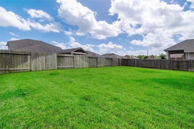 Photo - 18710 Lynnwood Crest Ln