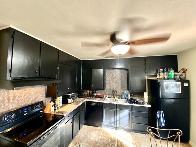 Photo - 3305 30th St House