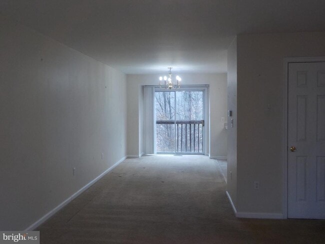 Photo - 703 Kings Crest Dr