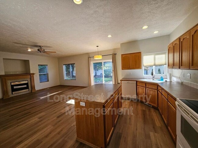 Photo - 20734 Jacob Ln
