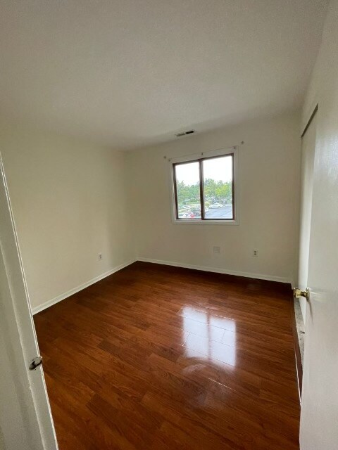 Photo - 512 Ravens Crest Dr