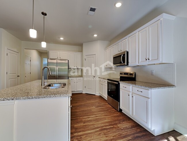 Photo - 5005 Hudson Vly Dr