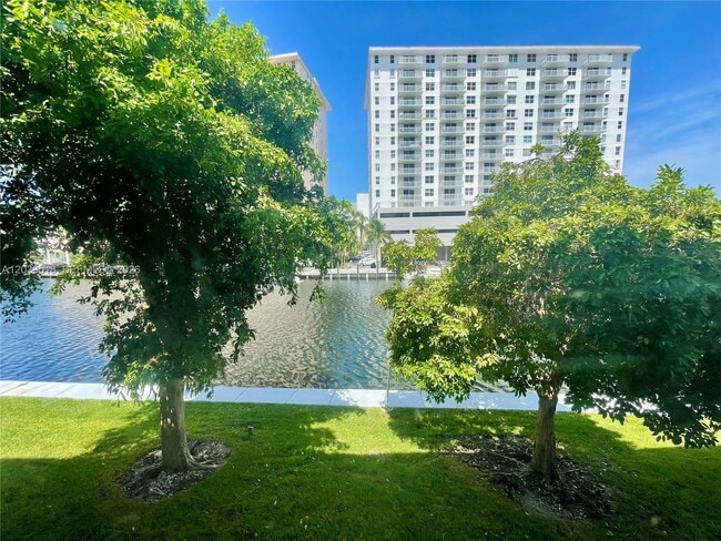 Photo - 450 Paradise Isle Blvd Unit 205