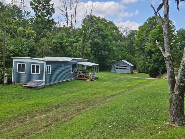 Building Photo - 1002 Artline Rd