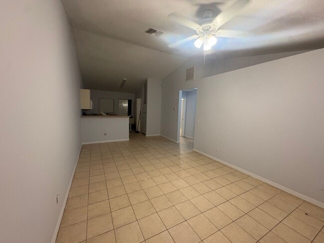 1000/1002 W 12th Street