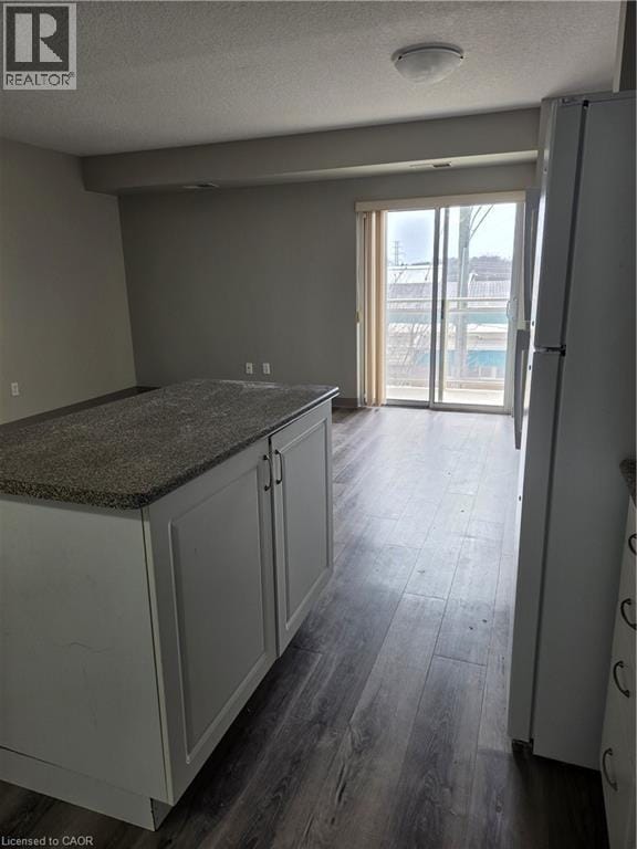 Photo - 736 Old Albert St Unit 301