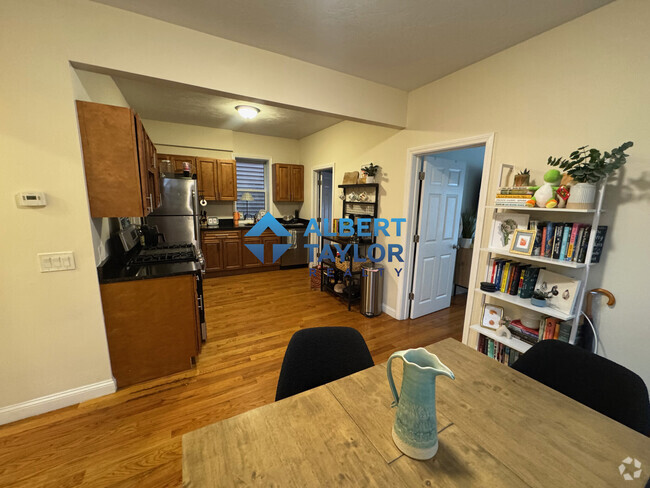 Building Photo - 58 Medford St Unit 1 Rental