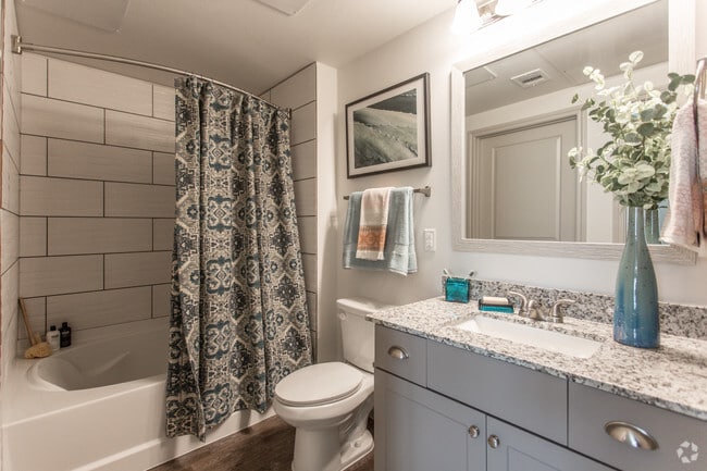 1 Br, Bathroom