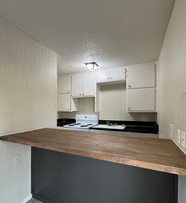 Photo - 1205 NW Euclid Ave