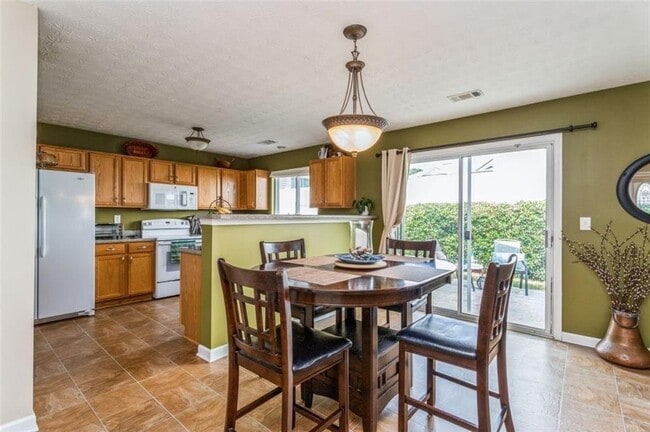 Photo - 3930 Cutler Donahoe Way