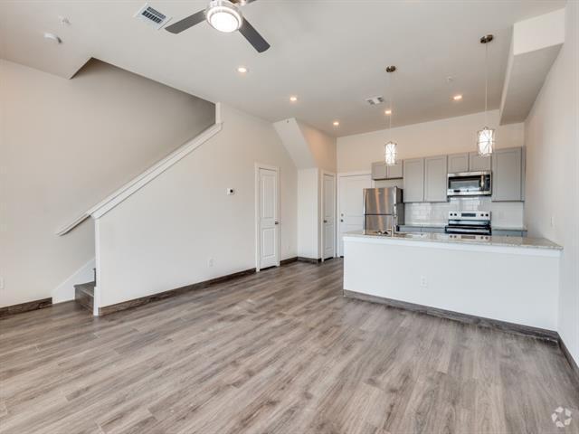 Building Photo - 710 Benge Dr Rental