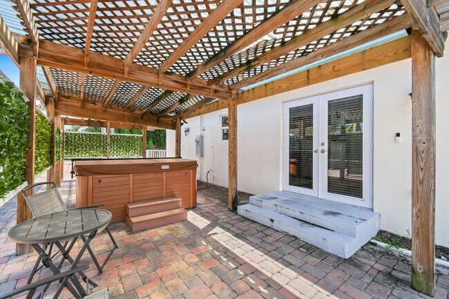 Photo - 244 Greymon Dr Unit 3450 S Olive Ave