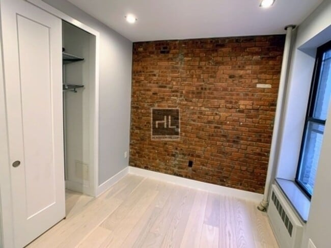 Photo - STANTON ST. Unit 5E1