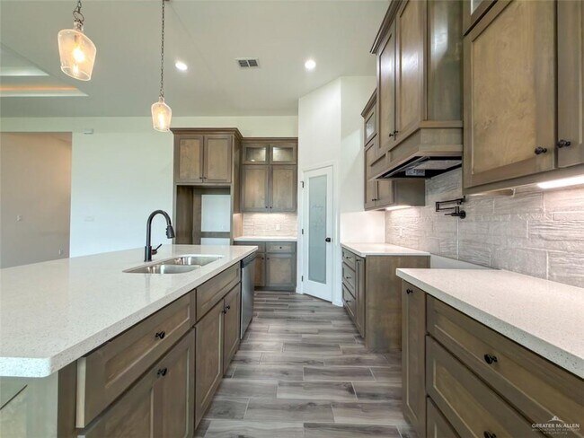 12 Azalea St
