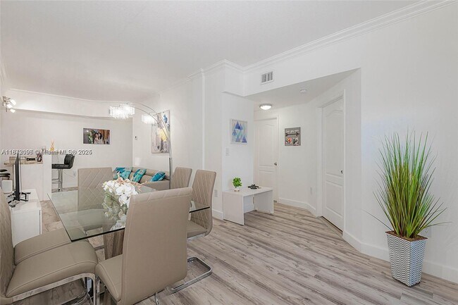 Photo - 17425 NW 75th Pl Unit 106