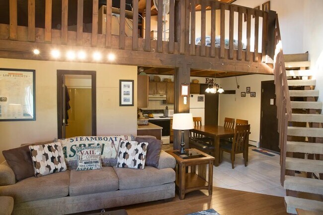 Photo - Long Term Rental- Treehouse H 307 Unit H #307