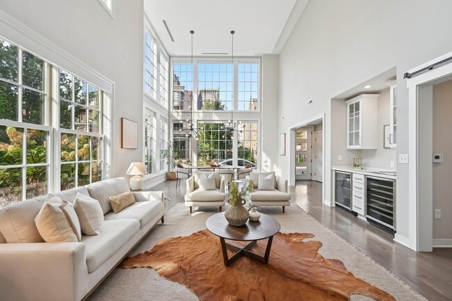 Photo - 100 Normandy Ave Unidad TH79