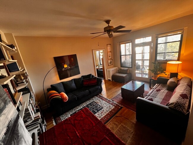 Photo - 4007 Connecticut Ave NW Unit 406