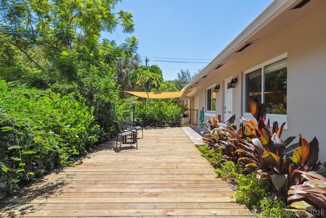 Photo - 1621 SW 8th Ave