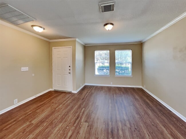 Photo - 674 Cypresswood Trce