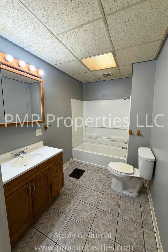 Photo - 2201 S 11th St