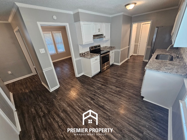 Photo - Luxury Germantown Living | 4BR/3BA in Poplar Estates | Houston High District