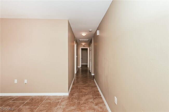 Photo - 2709 49th St W
