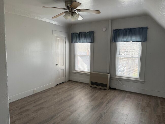 Photo - 316 Douglas St Unit 3