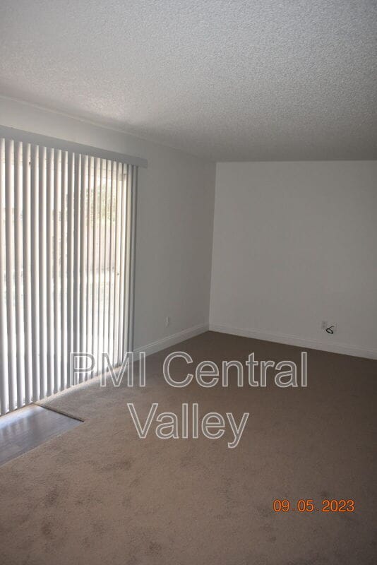 Photo - 280 Prado Way