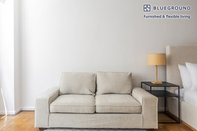 Photo - 330 E 46th St Unit FL5-ID1953