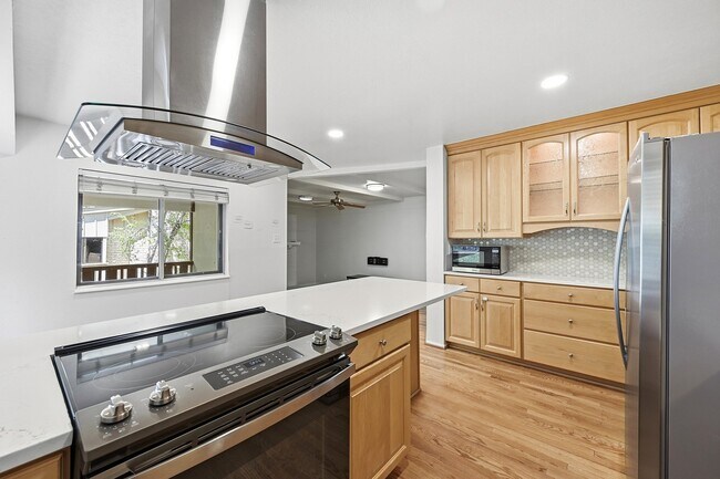 Photo - 2923 S Reading Ct