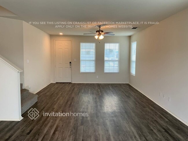Photo - 2820 Englefield Green Dr
