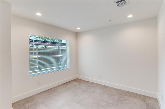 Photo - 4517 Munger Ave Unit 106