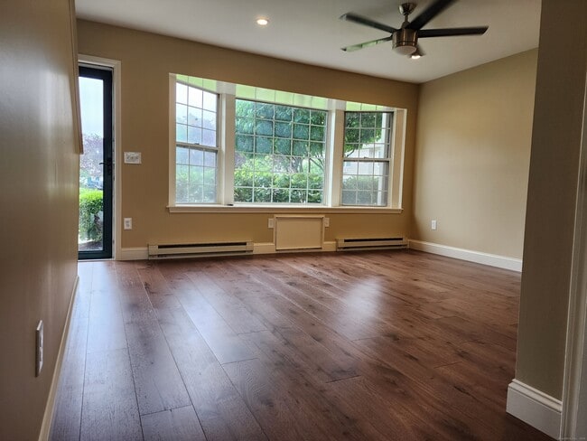 Photo - 52 Glen Ridge Ct