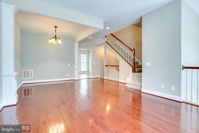 Photo - 2159 Oberlin Dr