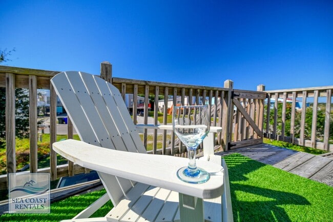 Photo - PERFECT ONE BEDROOM OFF-SEASON RENTAL AVAILABLE AFTER LABOR DAY