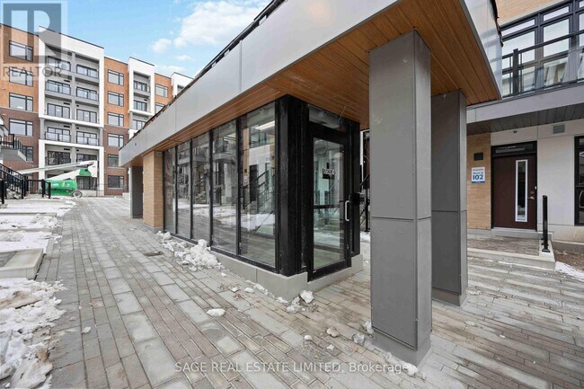 Photo - 145 Canon Jackson Dr Unité 111