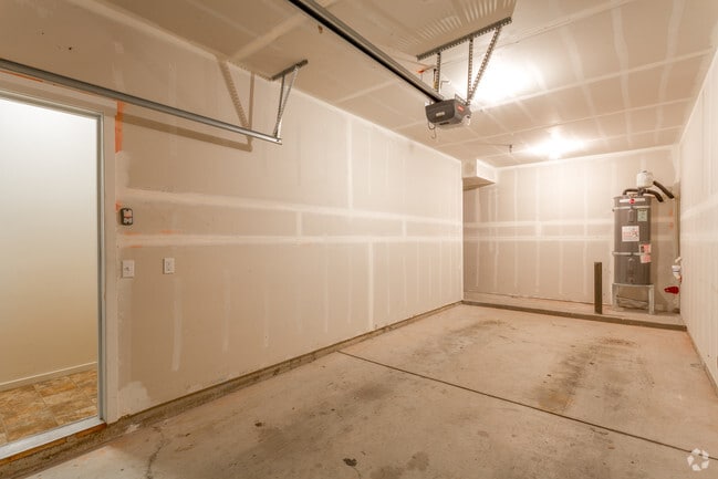 1BR, 1BA - 945 SF